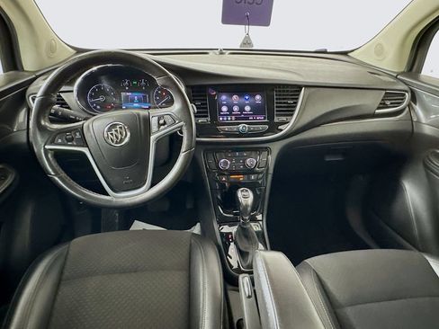 Used 2021 Buick Encore Preferred AWD/4WD image 25