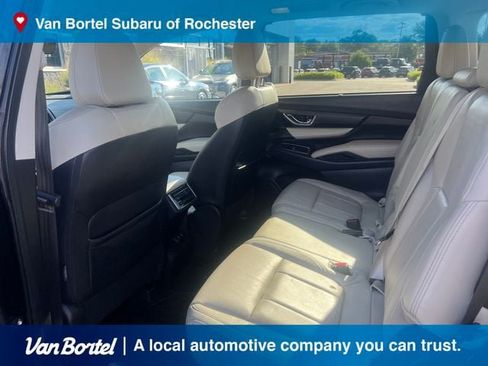 Used 2022 Subaru Ascent Limited AWD/4WD image 23