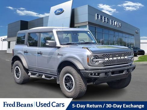 Certified 2022 Ford Bronco Badlands AWD/4WD image 1