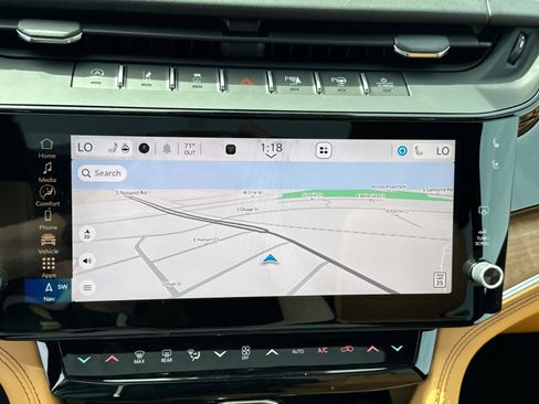 New 2026 Jeep Grand Cherokee Summit image 13