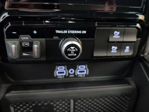 New 2026 RAM 1500 4x4 Crew Cab image 22