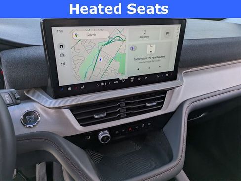 Used 2025 Ford Explorer Active image 11