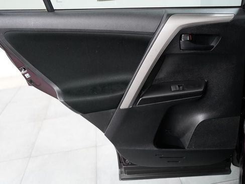Used 2018 Toyota RAV4 LE w/ All Weather Liner Package AWD/4WD image 23