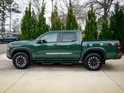 Used 2023 Nissan Frontier PRO-4X w/ Technology Package image 7