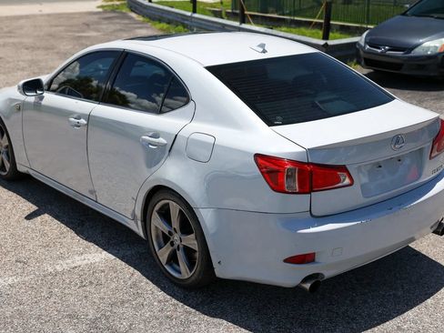 Used 2011 Lexus IS 350 w/ Premium Pkg Value Edition RWD image 4