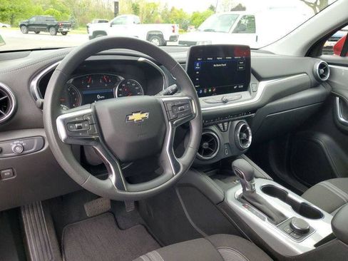 Certified 2024 Chevrolet Blazer LT w/ Convenience Package FWD image 7