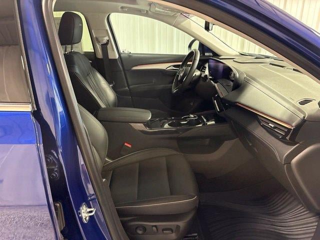Used 2024 Buick Envision Avenir AWD/4WD image 24