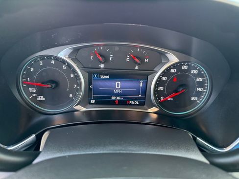 Used 2022 Chevrolet Equinox LT w/ Driver Convenience Package image 23