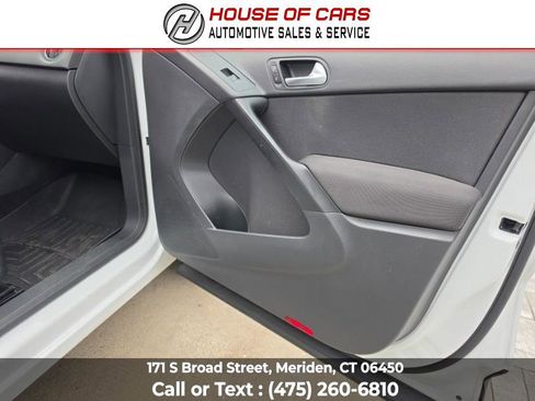 Used 2015 Volkswagen Tiguan S AWD/4WD image 47