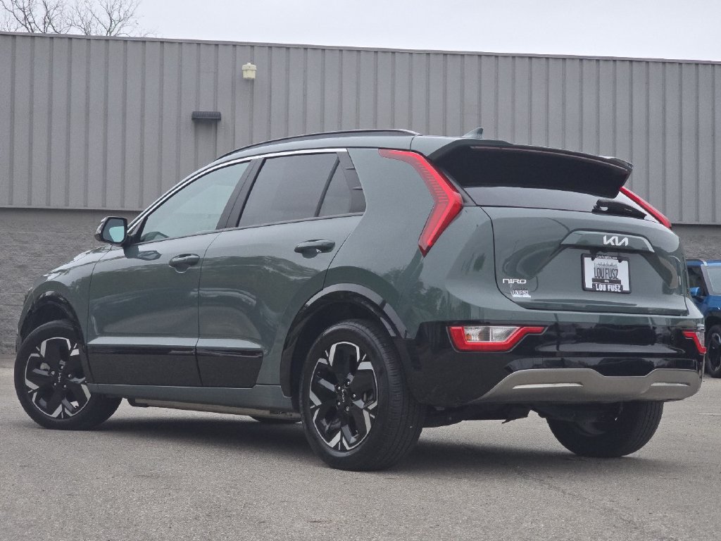 Used 2023 Kia Niro Wind w/ Wind Preserve Package FWD image 14