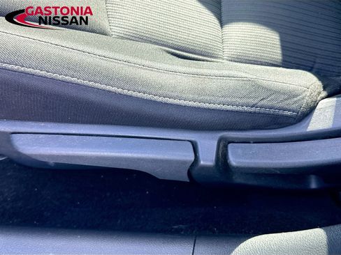 Used 2020 Nissan Sentra SV FWD image 25