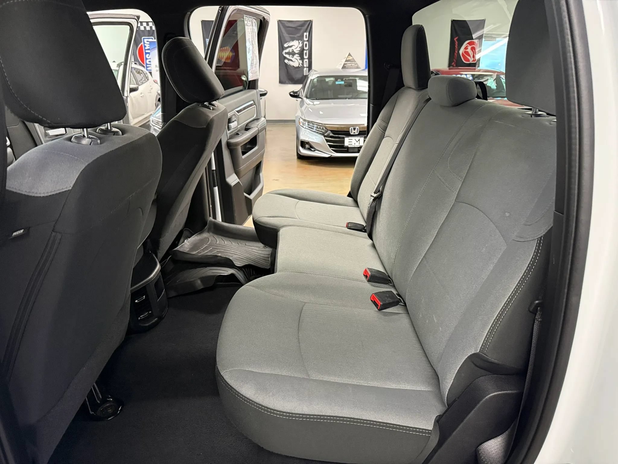 Used 2022 RAM 2500 Big Horn AWD/4WD image 15