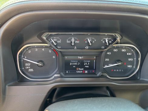 Used 2020 GMC Sierra 1500 SLT w/ SLT Premium Plus Package AWD/4WD image 11