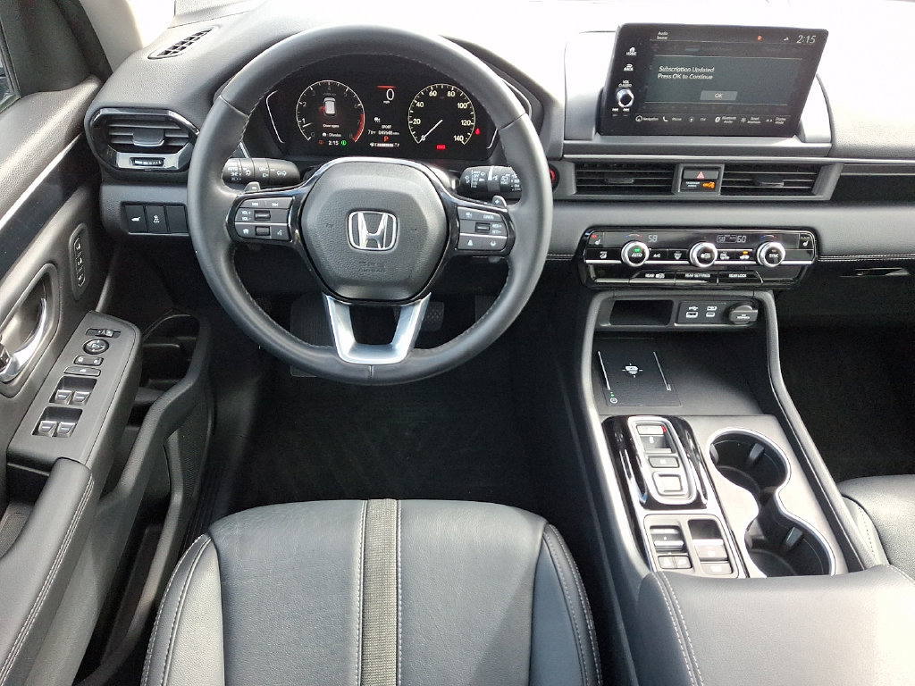 Used 2024 Honda Pilot Touring image 11