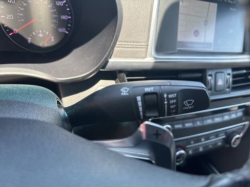 Used 2018 Kia Optima SX w/ Technology Package FWD image 39