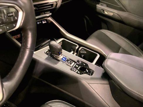 Used 2025 Lexus TX 350 AWD image 16