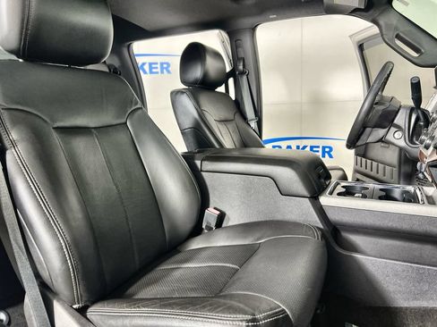 Used 2015 Ford F250 Lariat w/ Lariat Ultimate Package AWD/4WD image 28