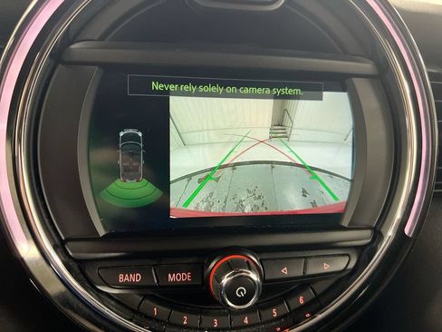 Used 2019 MINI Cooper S w/ Signature Upholstery Package FWD image 15