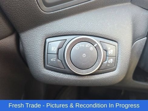 Used 2018 Ford Escape SE AWD/4WD image 16