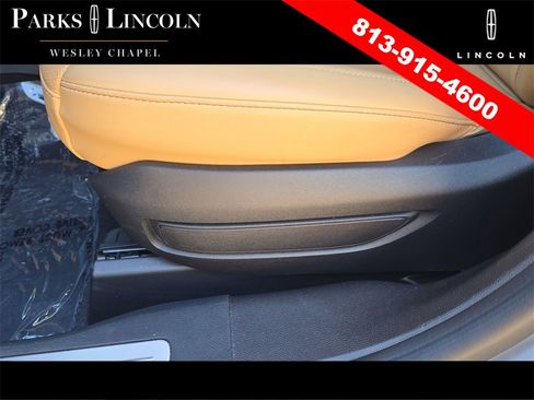 Certified 2023 Lincoln Corsair Reserve image 19