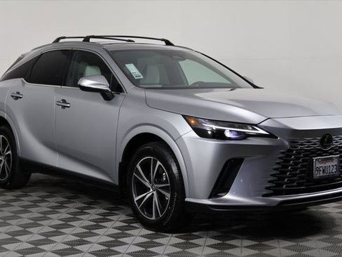 Certified 2023 Lexus RX 350h w/ Accessory Package (A2) image 3