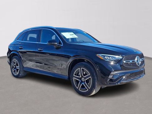 New 2026 Mercedes-Benz GLC 300 4MATIC image 3