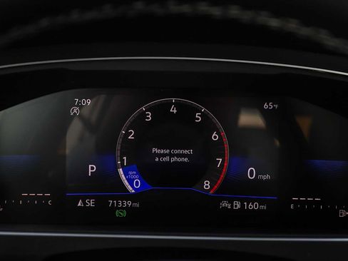 Certified 2023 Volkswagen Tiguan SE FWD image 26