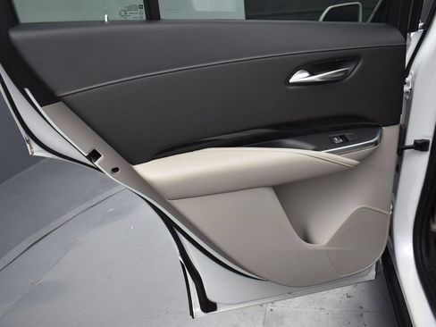 Used 2020 Cadillac XT4 Premium Luxury FWD image 22