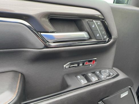 Certified 2022 GMC Sierra 1500 AT4 w/ AT4 Preferred Package AWD/4WD image 19
