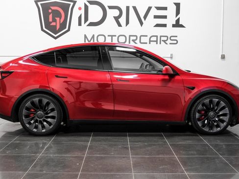 Used 2020 Tesla Model Y Long Range image 9