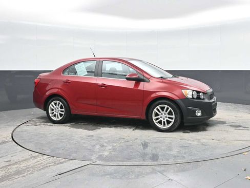 Used 2013 Chevrolet Sonic LT w/ Wheels and Fog Lamp Package image 8