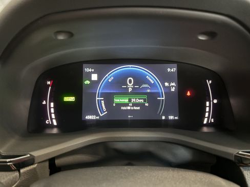 Used 2025 Toyota Camry LE FWD image 26