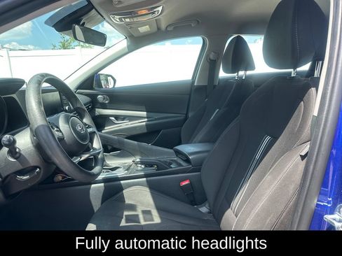 Used 2023 Hyundai Elantra SEL w/ Cargo Package FWD image 11