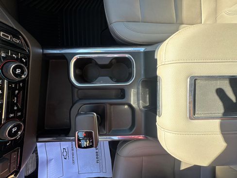 Used 2022 Chevrolet Silverado 1500 LTZ w/ LTZ Premium Package image 22