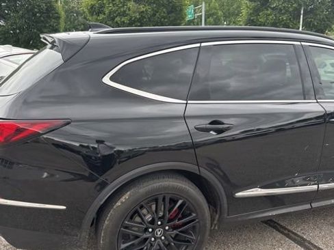Used 2024 Acura MDX SH-AWD w/ Advance Package image 6