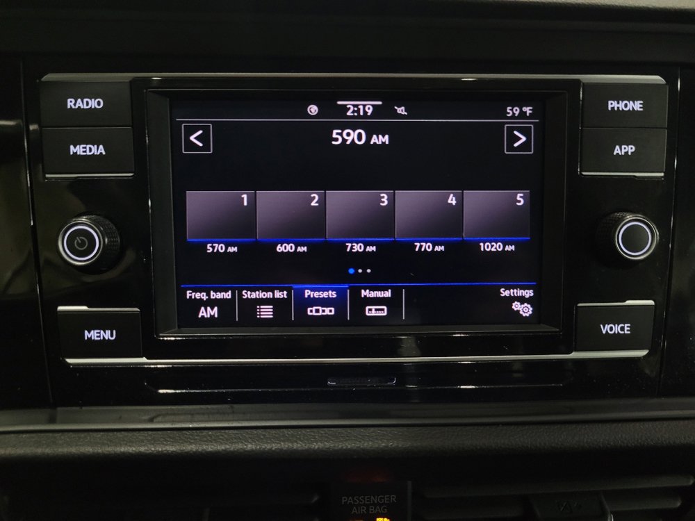 Used 2024 Volkswagen Jetta SE FWD image 25