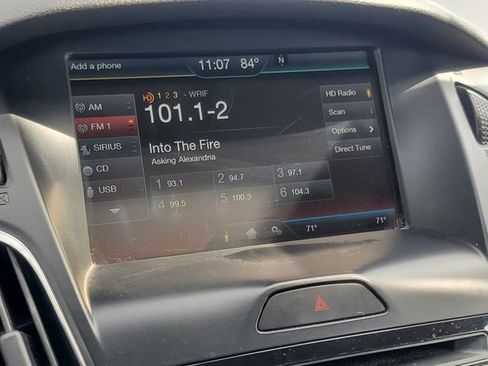 Used 2015 Ford Focus SE w/ Equipment Group 201A FWD image 13