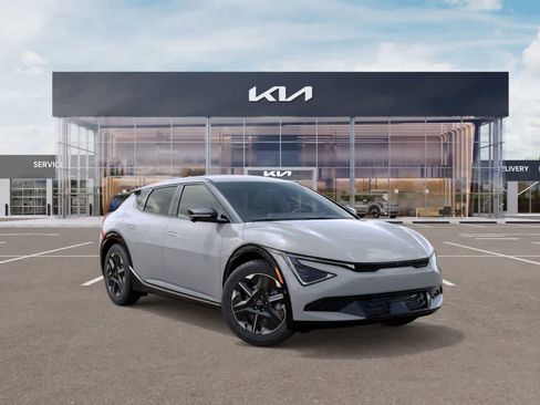 New 2026 Kia EV6 Wind RWD image 8