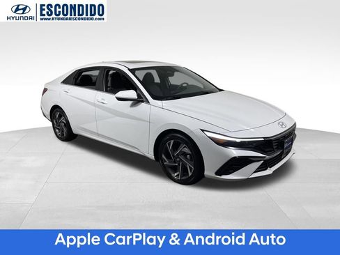 Certified 2025 Hyundai Elantra SEL FWD image 7