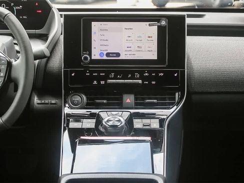 Used 2025 Subaru Solterra Premium image 13