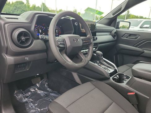 Used 2024 Chevrolet Colorado Trail Boss w/ Advanced Trailering Package AWD/4WD image 22
