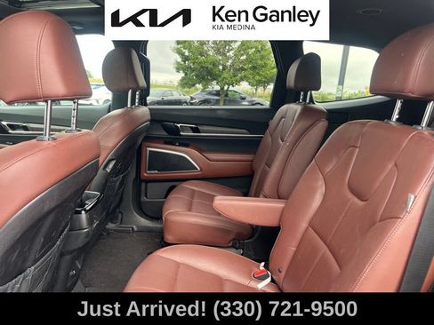 Certified 2023 Kia Telluride EX w/ EX Captain's Chair Package AWD/4WD image 8