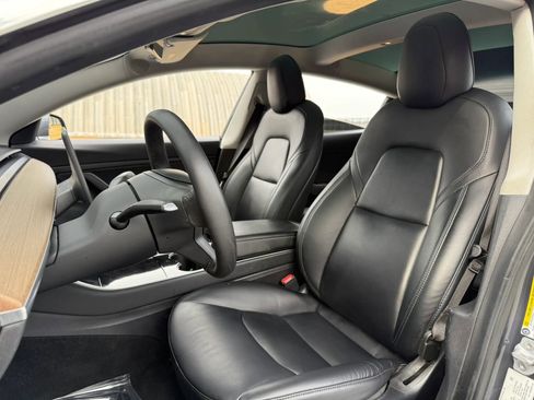 Used 2020 Tesla Model 3 image 28