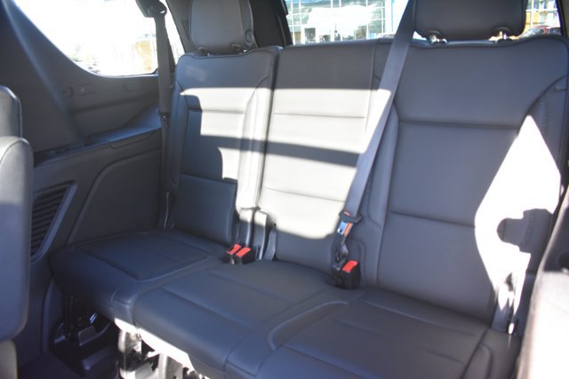 Used 2021 GMC Yukon Denali w/ Denali Ultimate Package AWD/4WD image 16