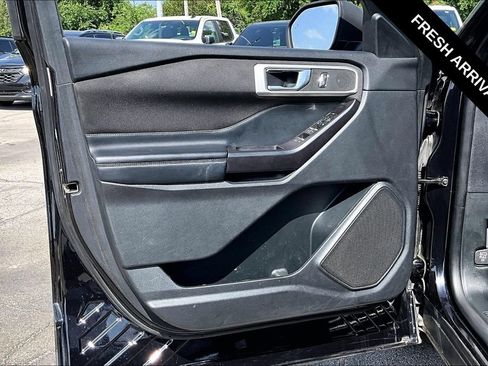 Used 2020 Ford Explorer XLT AWD/4WD image 20