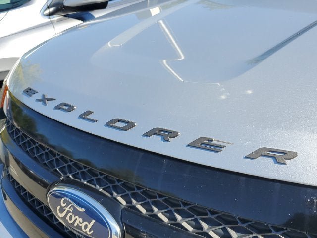 Used 2015 Ford Explorer Sport w/ Equipment Group 401A AWD/4WD image 6