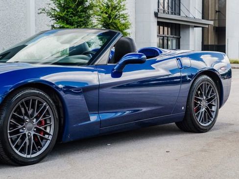 Used 2006 Chevrolet Corvette Convertible RWD image 60