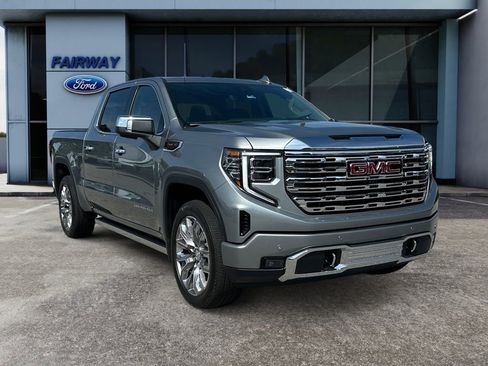 Used 2025 GMC Sierra 1500 Denali w/ Denali Reserve Package AWD/4WD image 2
