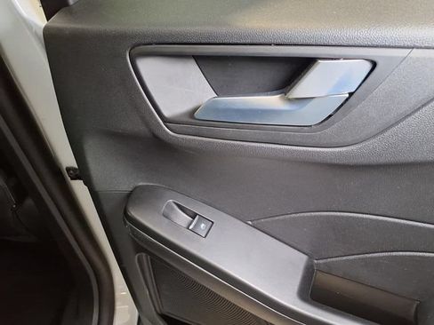 Certified 2025 Ford Escape ST-Line FWD image 28