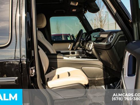 Used 2025 Mercedes-Benz G 63 AMG 4MATIC image 18